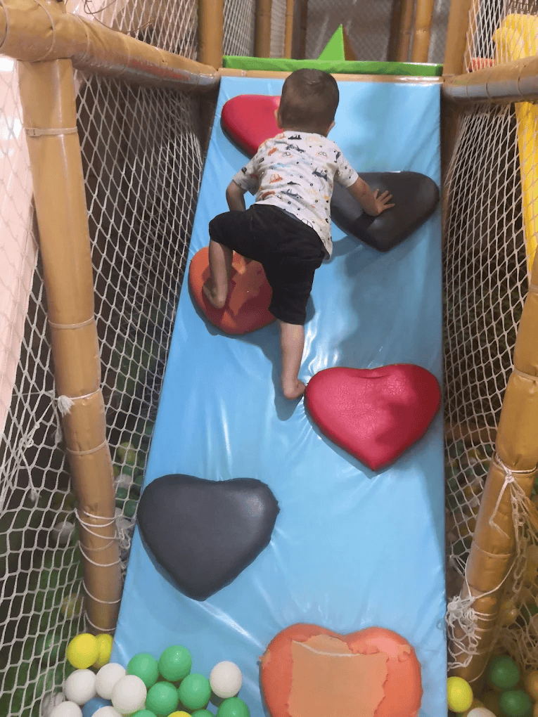 Play Area 7